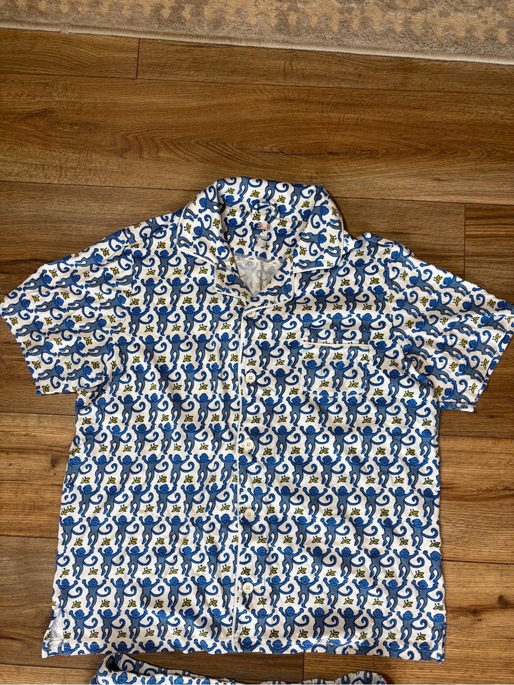 Roller Rabbit Mens Monkey Louie Pajamas lounge set - Picture 4 of 10